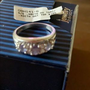 NWT SIZE 5 Sterling Silver Tanzanite - TARNISHED